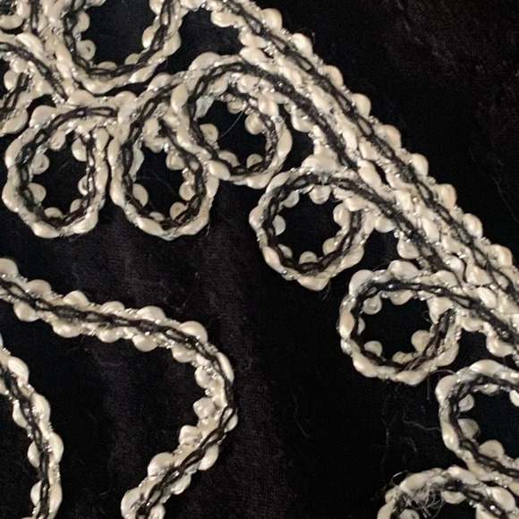 Once Again Black Embroidered Jacket - Picture 6 of 9